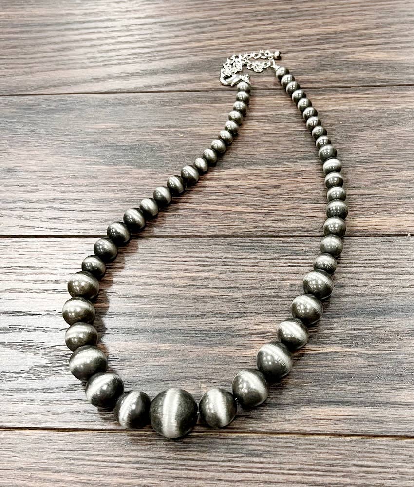 24" Very-Big Graduated Navajo Bead Necklace
